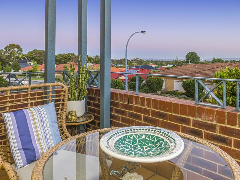 4/87 Glanton Way, Dianella
