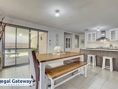 71 Litchfield Circle, Wandi WA 6167