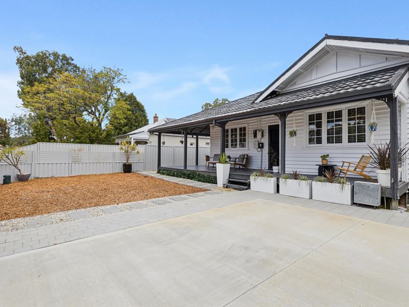 31 Holmesdale Road, Woodbridge WA 6056