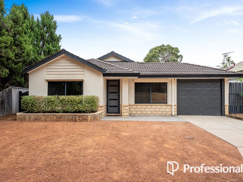 5 Una Court, Stratton
