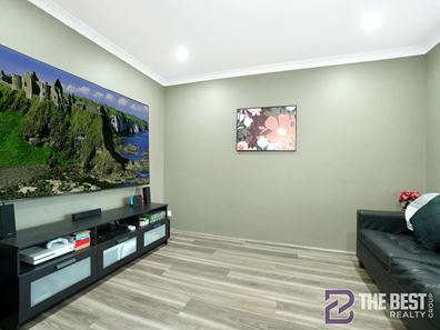 25 Oakleigh Pass, Harrisdale WA 6112