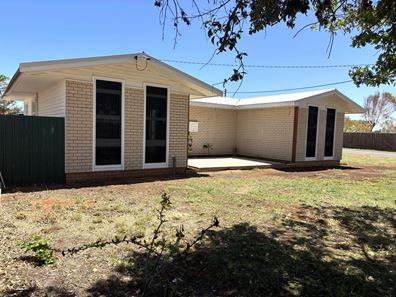 79 Rushton  Street, Carnarvon WA 6701