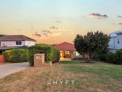 18 Dennis  Street, Quinns Rocks WA 6030
