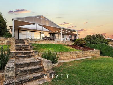 18 Dennis  Street, Quinns Rocks WA 6030