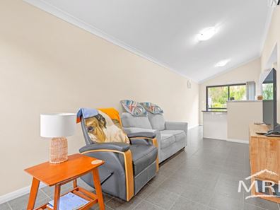 16/20 Grove Street West, Little Grove WA 6330