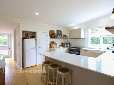 6 Taylor Street, Esperance WA 6450