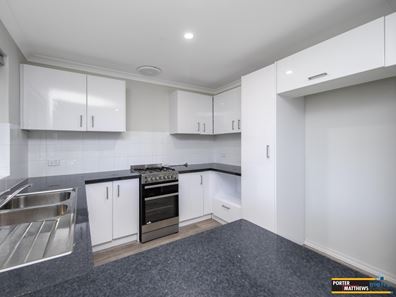4/10 Dawson Avenue, Forrestfield WA 6058