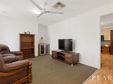 25 Vancouver Circuit, Waikiki WA 6169