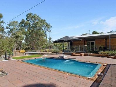2030 Forge Drive, Chidlow WA 6556