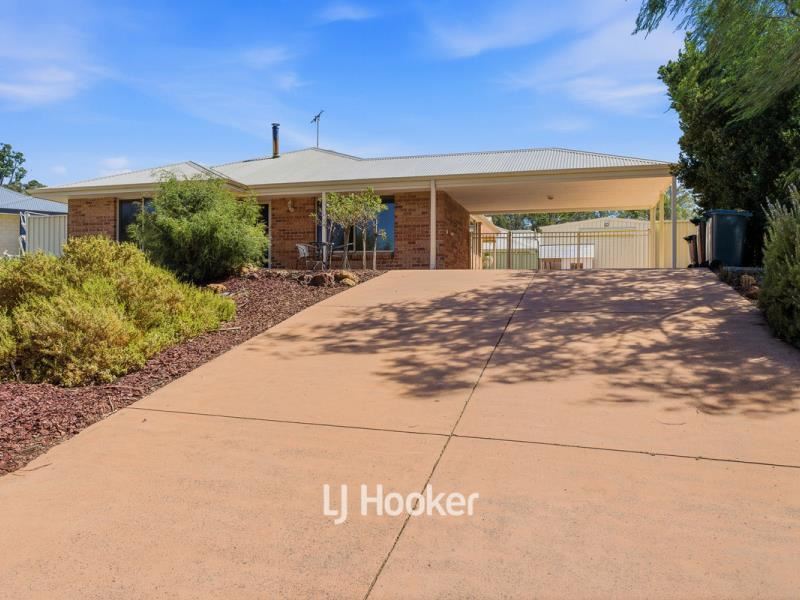 26 Robinia Rise, Collie WA 6225