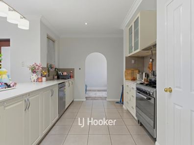 5 Duignan Place, Australind WA 6233