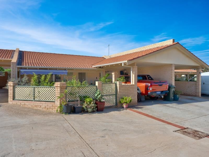 2/69 Railway Street, Bluff Point WA 6530