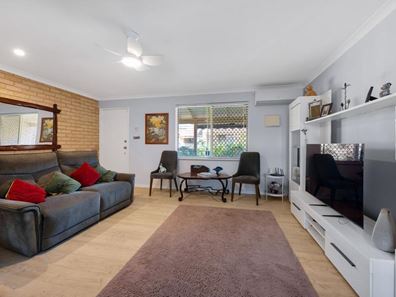 2/69 Railway Street, Bluff Point WA 6530