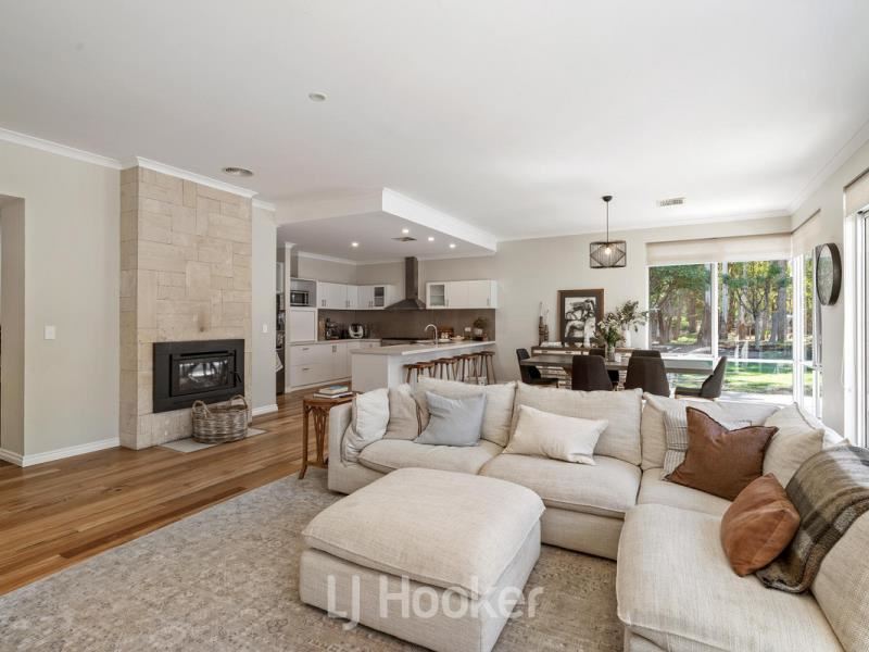 3 Samphire Place, Dunsborough WA 6281