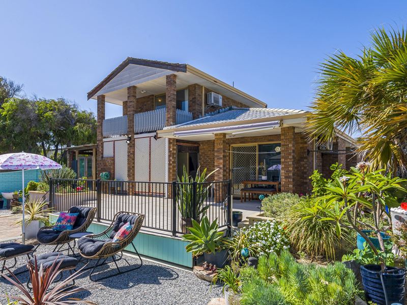 150 Gingin Road, Lancelin WA 6044