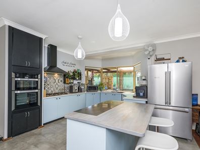 150 Gingin Road, Lancelin WA 6044