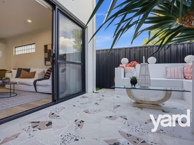 4/155 Holland Street, Fremantle WA 6160