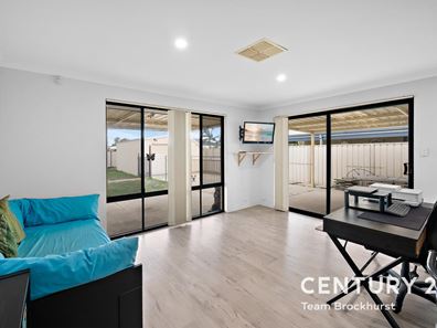 128 Gay Street, Huntingdale WA 6110
