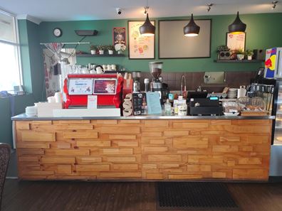 Food/Hospitality - Established Franchise Café  - Strong Brand, Loyal Customers, Proven Systems