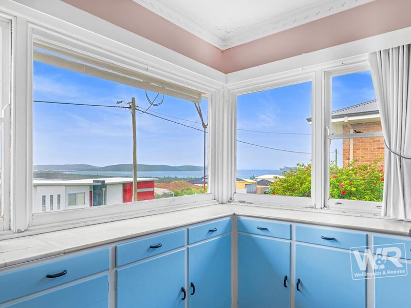 11 Robert Street, Mount Clarence WA 6330