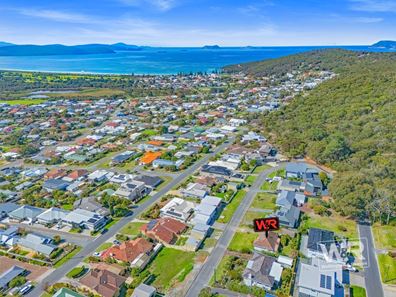 11 Robert Street, Mount Clarence WA 6330