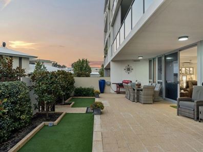 25/6 Gemstone Boulevard, Carine WA 6020