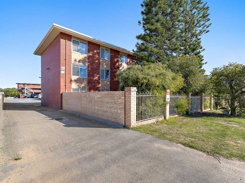 38/75 Phoenix Road, Spearwood WA 6163