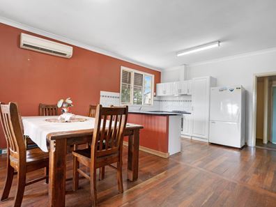 11 Cleopatra Road, Utakarra WA 6530