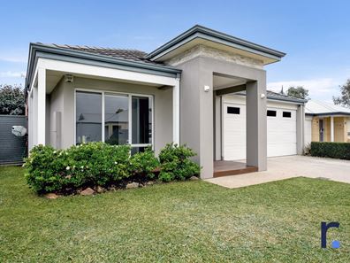 12 Sirocco Promenade, Dayton WA 6055