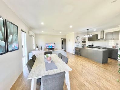 2 Huntington Parkway, Landsdale WA 6065