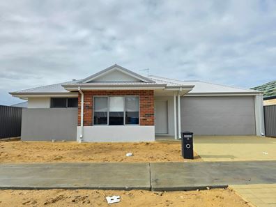 54 Dragonfly Boulevard, Lakelands WA 6180