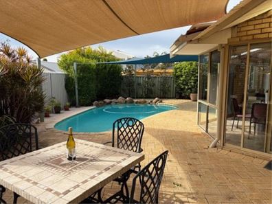 6 FARRELL RISE, Bull Creek WA 6149