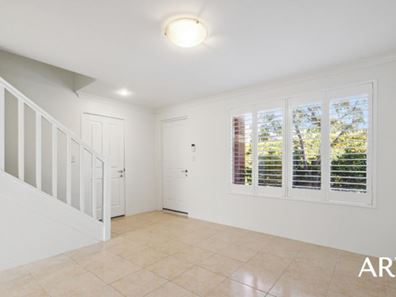5B Roberts Road, Lathlain WA 6100