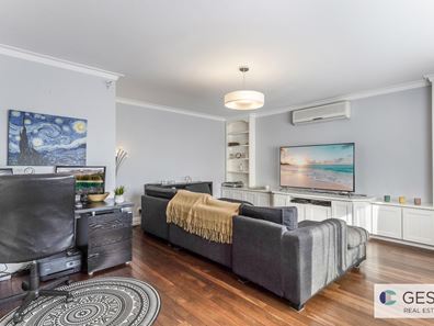 35 Lalina Way, Wanneroo WA 6065