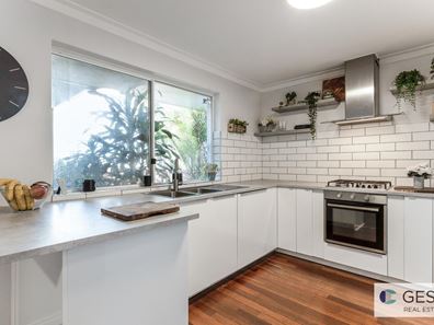 35 Lalina Way, Wanneroo WA 6065