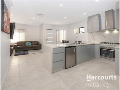 33B Wardlow Way, Balga WA 6061