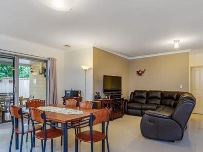 5/3071 Albany Hwy, Armadale WA 6112