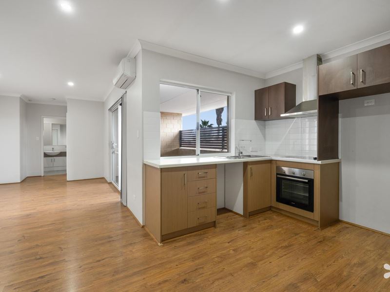 9/4 Central Terrace, Beckenham