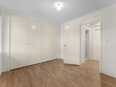 1/5 Fauntleroy Street, Guildford WA 6055