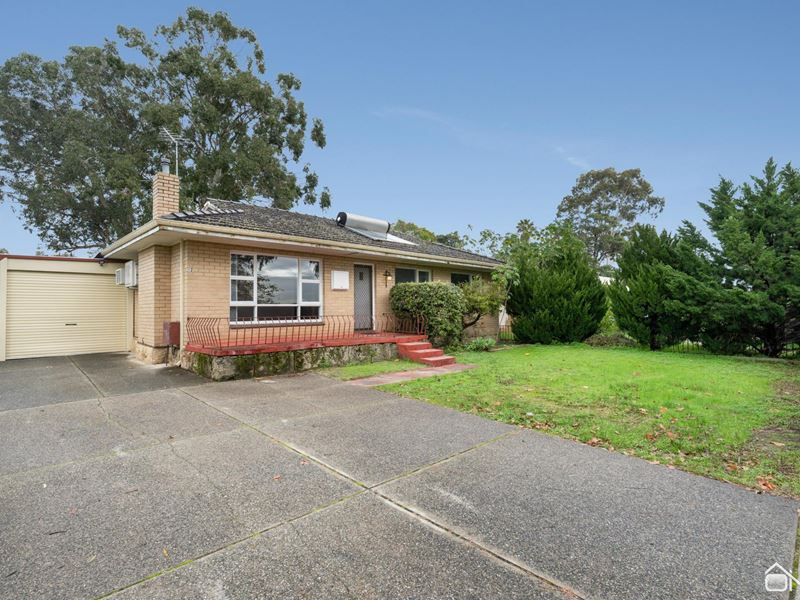 52 Fremantle Road, Gosnells WA 6110