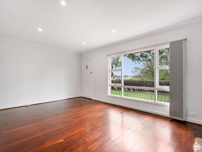 52 Fremantle Road, Gosnells WA 6110
