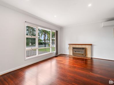 52 Fremantle Road, Gosnells WA 6110