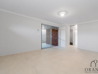 8 Vinsanto Boulevard, Dayton WA 6055