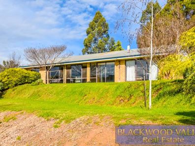 6 Smith Street, Bridgetown WA 6255