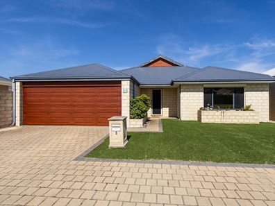 3 Cronulla Road, Secret Harbour WA 6173