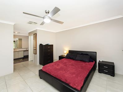 3 Cronulla Road, Secret Harbour WA 6173