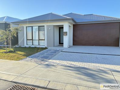 22 Lillypilly Crescent, Treeby WA 6164