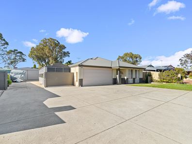 56 Kookaburra Drive, Greenfields WA 6210