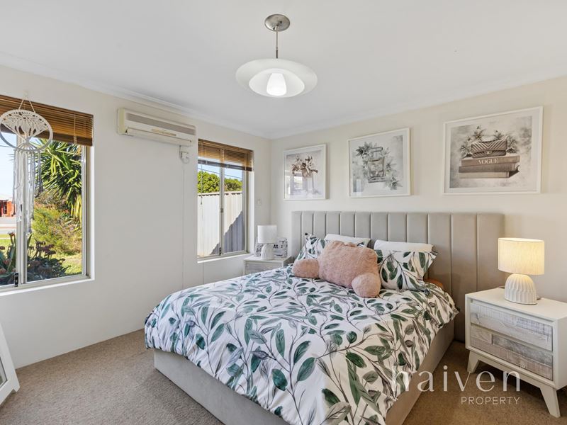 2 CAMBERWARRA DRIVE, Craigie