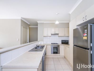 19/17 Southdown Place, Thornlie WA 6108